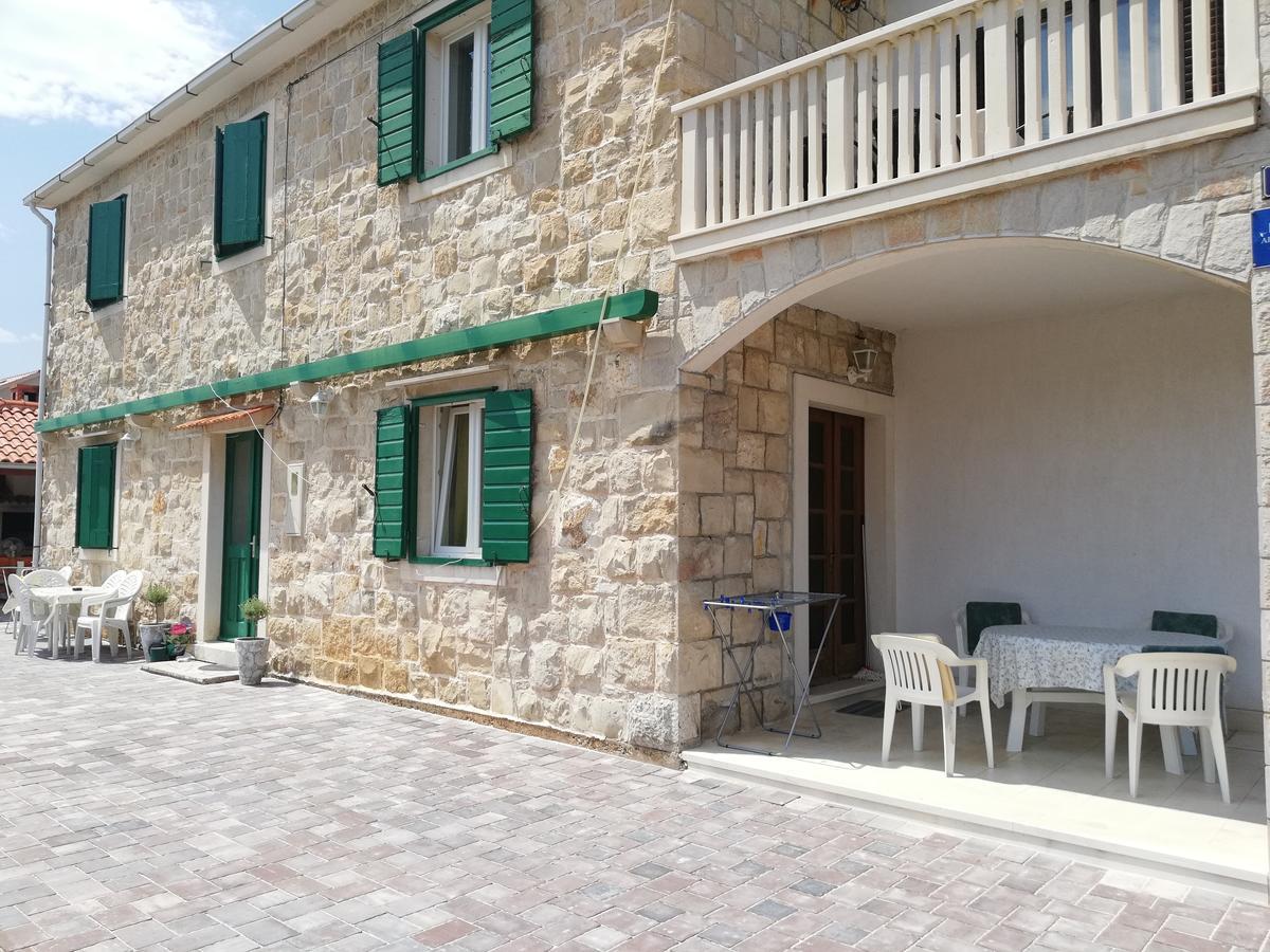 פוסטיר Apartments Ivana מראה חיצוני תמונה
