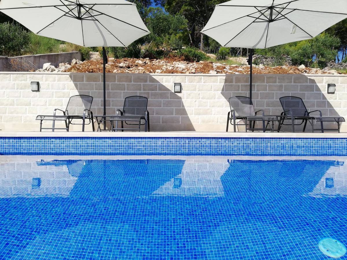 פוסטיר Apartments Ivana חדר תמונה