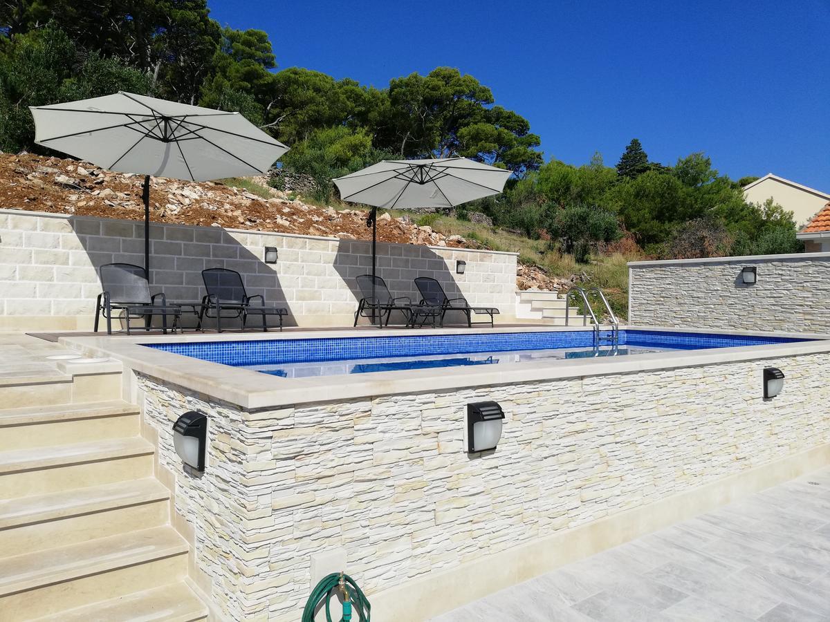 פוסטיר Apartments Ivana חדר תמונה