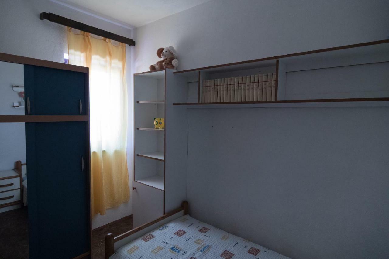 פוסטיר Apartments Ivana מראה חיצוני תמונה