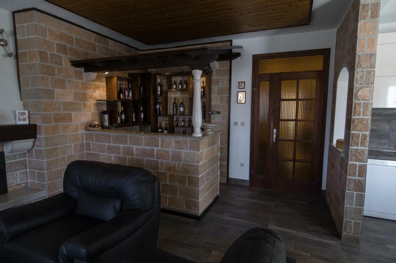 פוסטיר Apartments Ivana מראה חיצוני תמונה