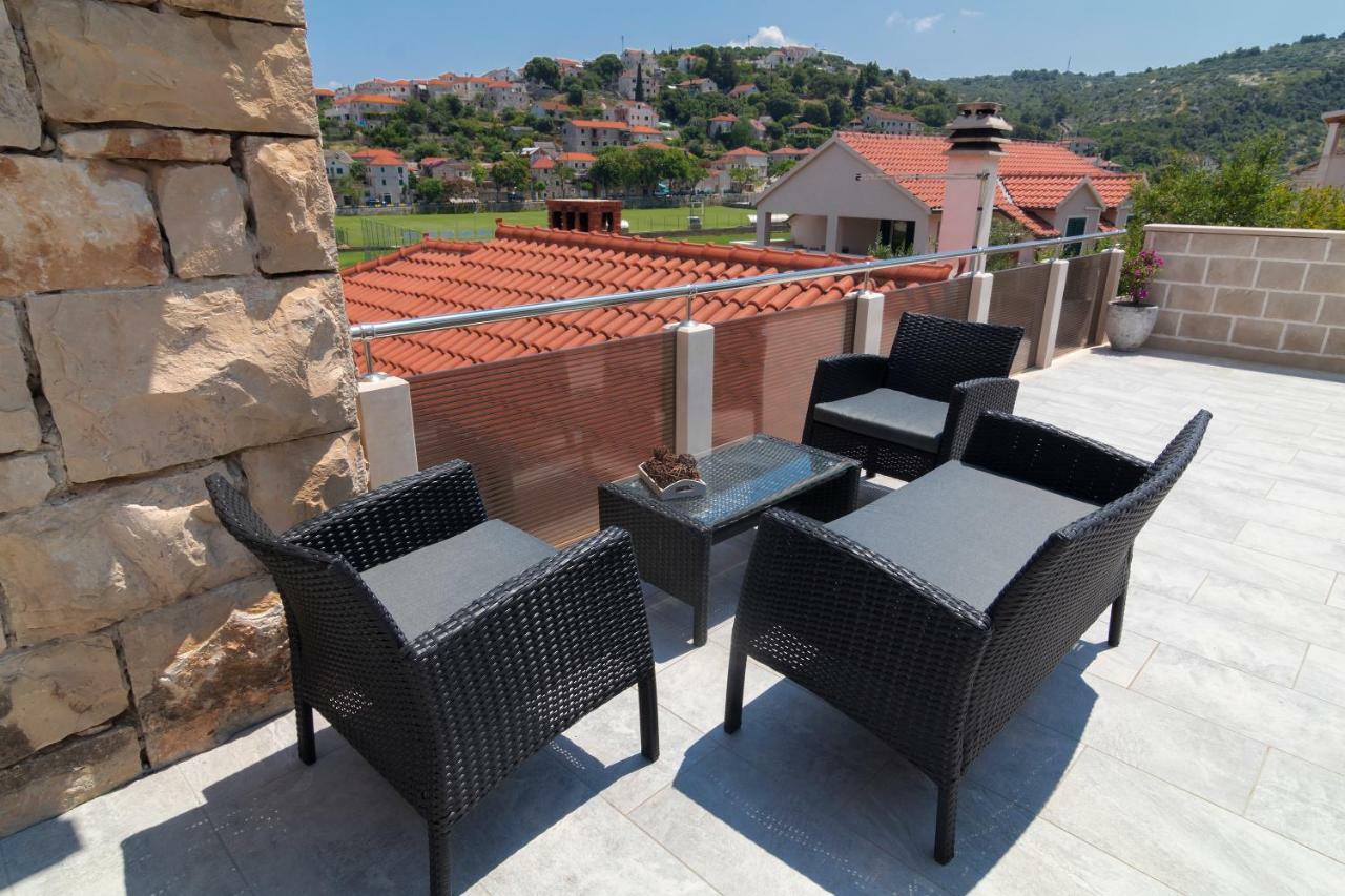 פוסטיר Apartments Ivana מראה חיצוני תמונה
